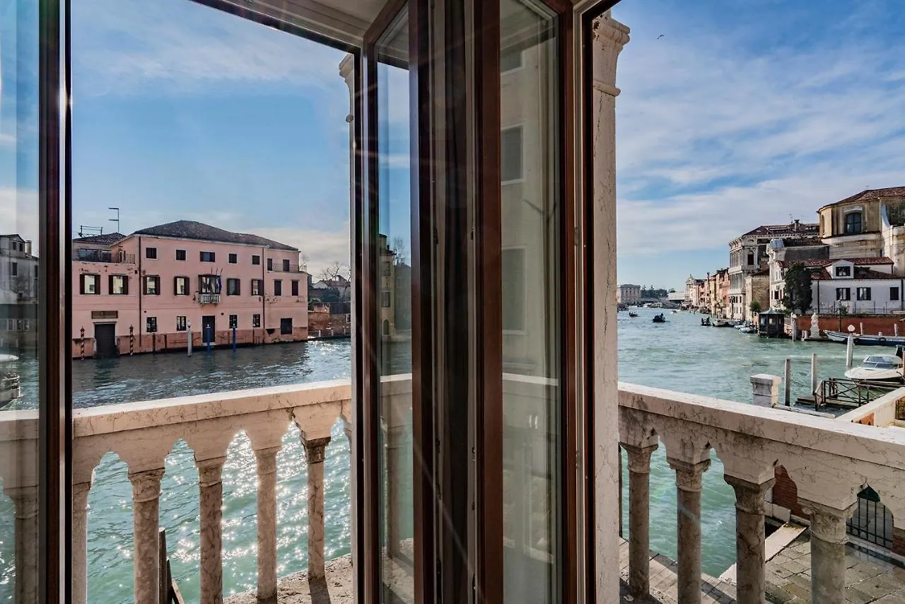 شقة La Loggia Grand Canal البندقية